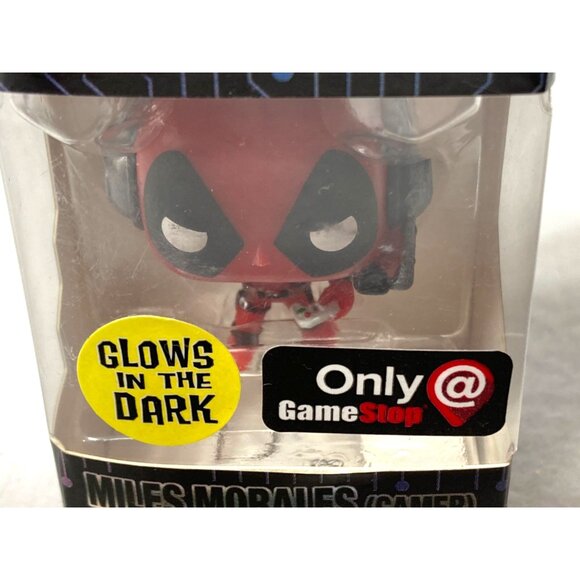 Marvel Pocket Pop Keychain Deadpool & Miles Morales Gamer Glow In Dark Figures - Picture 3 of 8